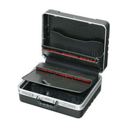 Werkstattwagen und Werkzeugkoffer und -kisten